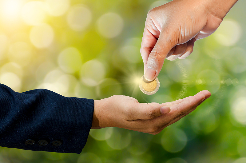 如果受益人想纳税，家族信托是否应设限？|界面新闻