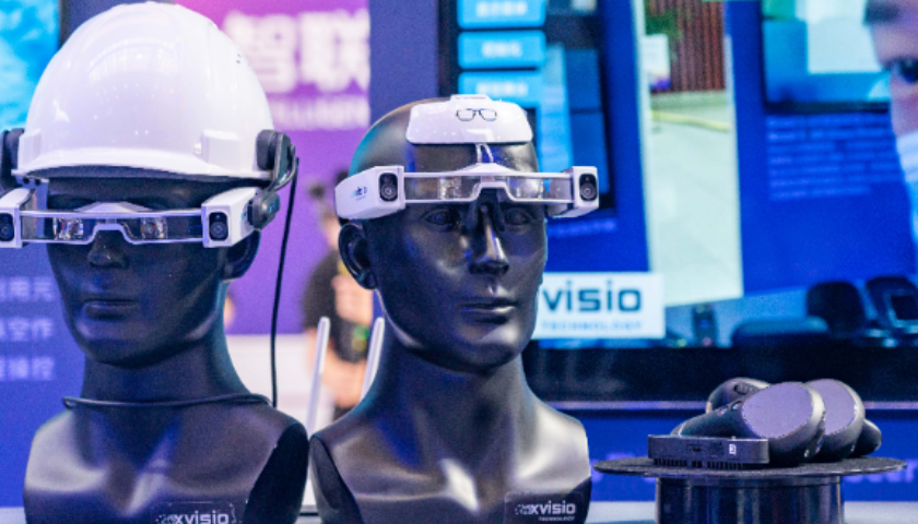 高溢价现金收购关联方亏损公司，水晶光电跳入ar/vr“大坑”？