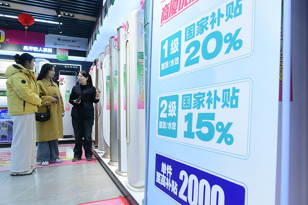 配资:外汇配资-【专访】滕泰：建议提高国有股权划转社保基金比例，确保农村老人每月养老金达500至1000元