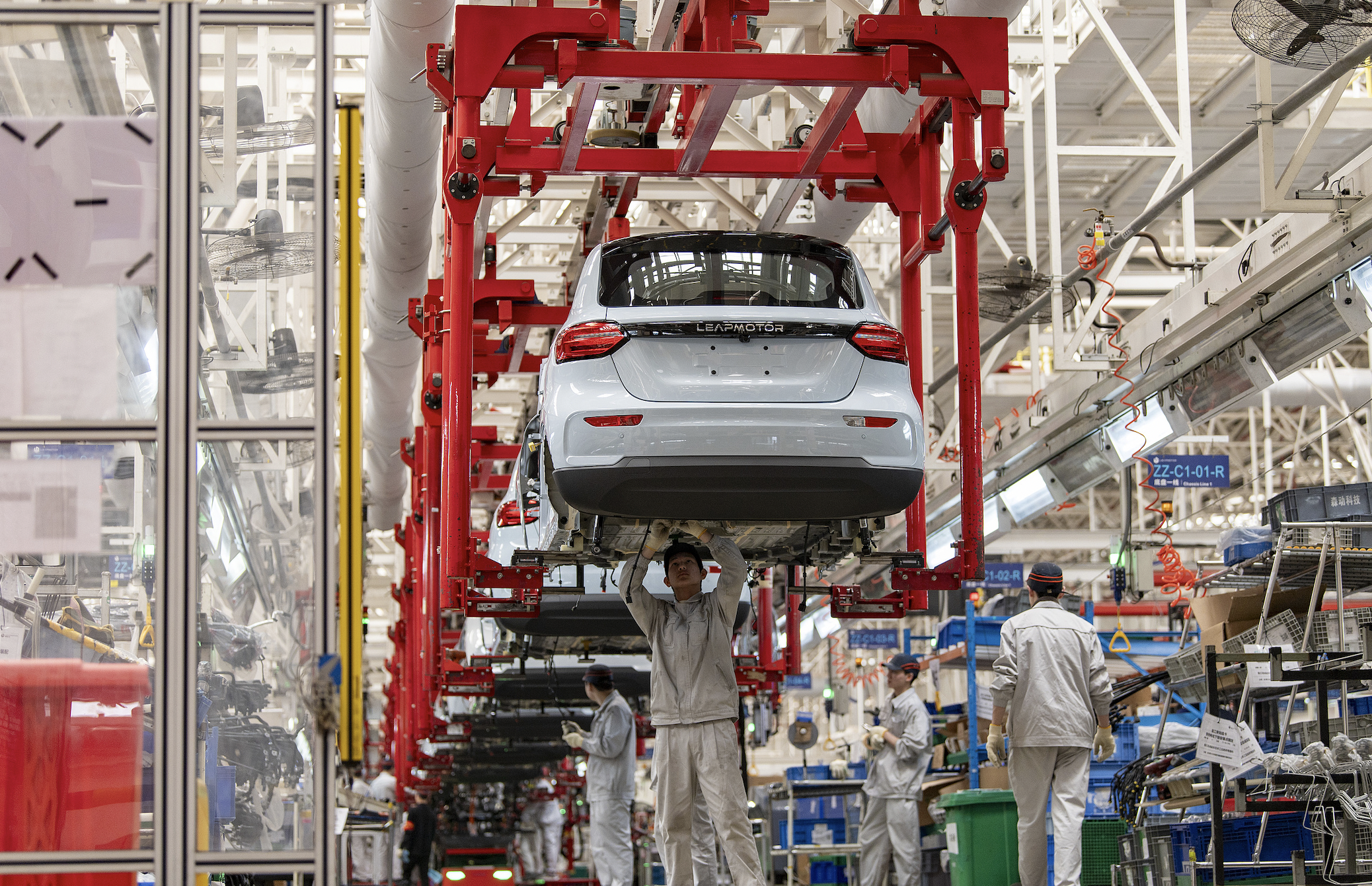 配资:炒股配资询问-美国确认汽车关税于周四生效 商务部：措施凸显美方保护主义底色