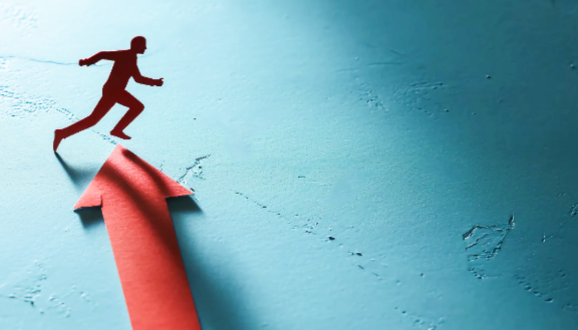 财经:新型股票配资-沪指重返3200点，机器人等三大超跌赛道反弹，大消费概念领涨