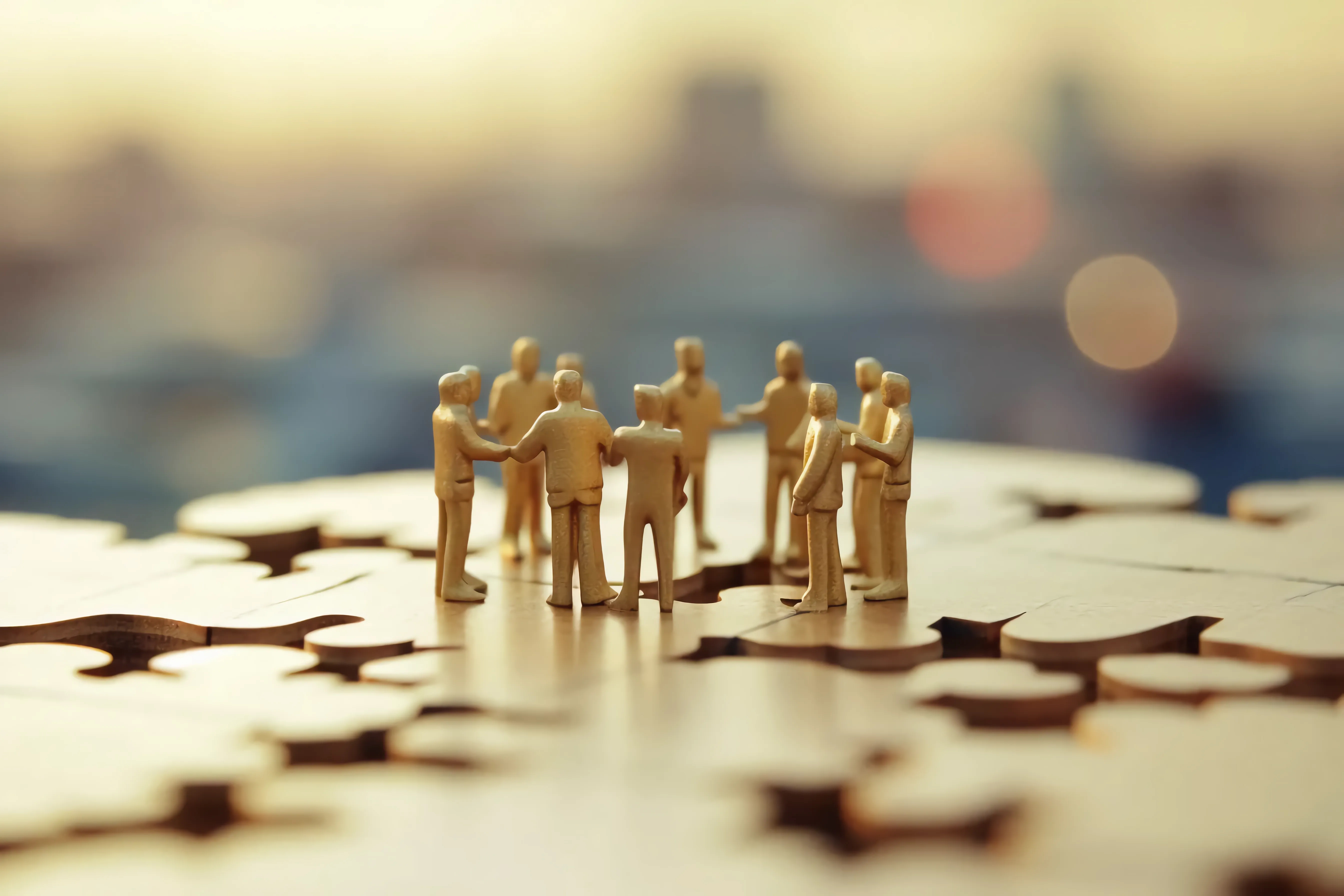 配资:配资炒股的危害-爱建信托新任总经理获批，年内七家信托公司“换帅”，银行、财务背景成亮点