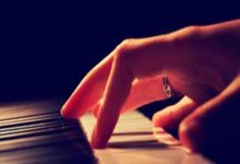 如何申请杠杆炒股:股票融资的利息是多少-全球市场：美股三大指数均跌超1% 国际油价涨逾7% 国际黄金结算价创新高