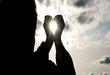 股票软件手机app:网上股票杠杆平台-再批鲍威尔！特朗普敦促降息2个百分点：每年可省6000亿美元